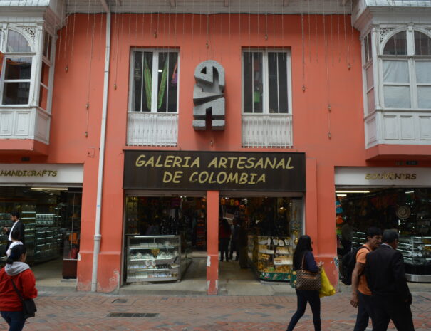TOUR COMPRAS BOGOTA
